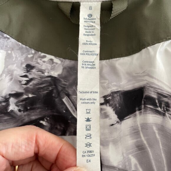 Lululemon Fo Drizzle Fatigue Green Jacket Sz 8 - Picture 10 of 13